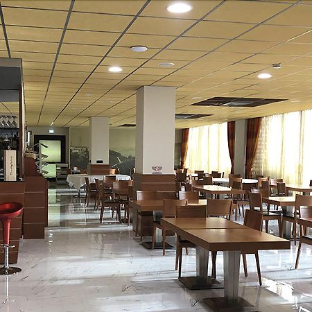 Castahotel Castagnito Dış mekan fotoğraf