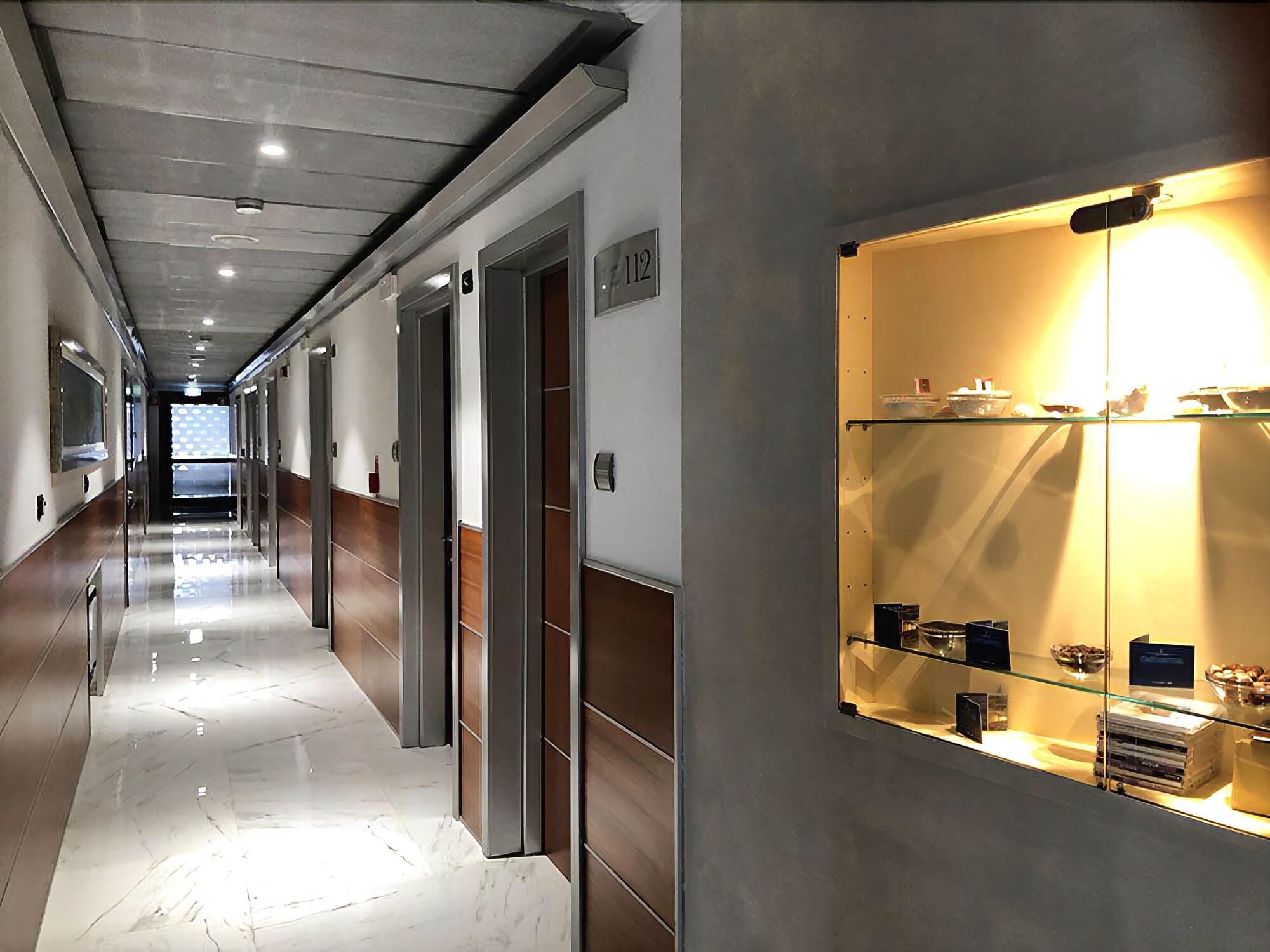 Castahotel Castagnito Dış mekan fotoğraf