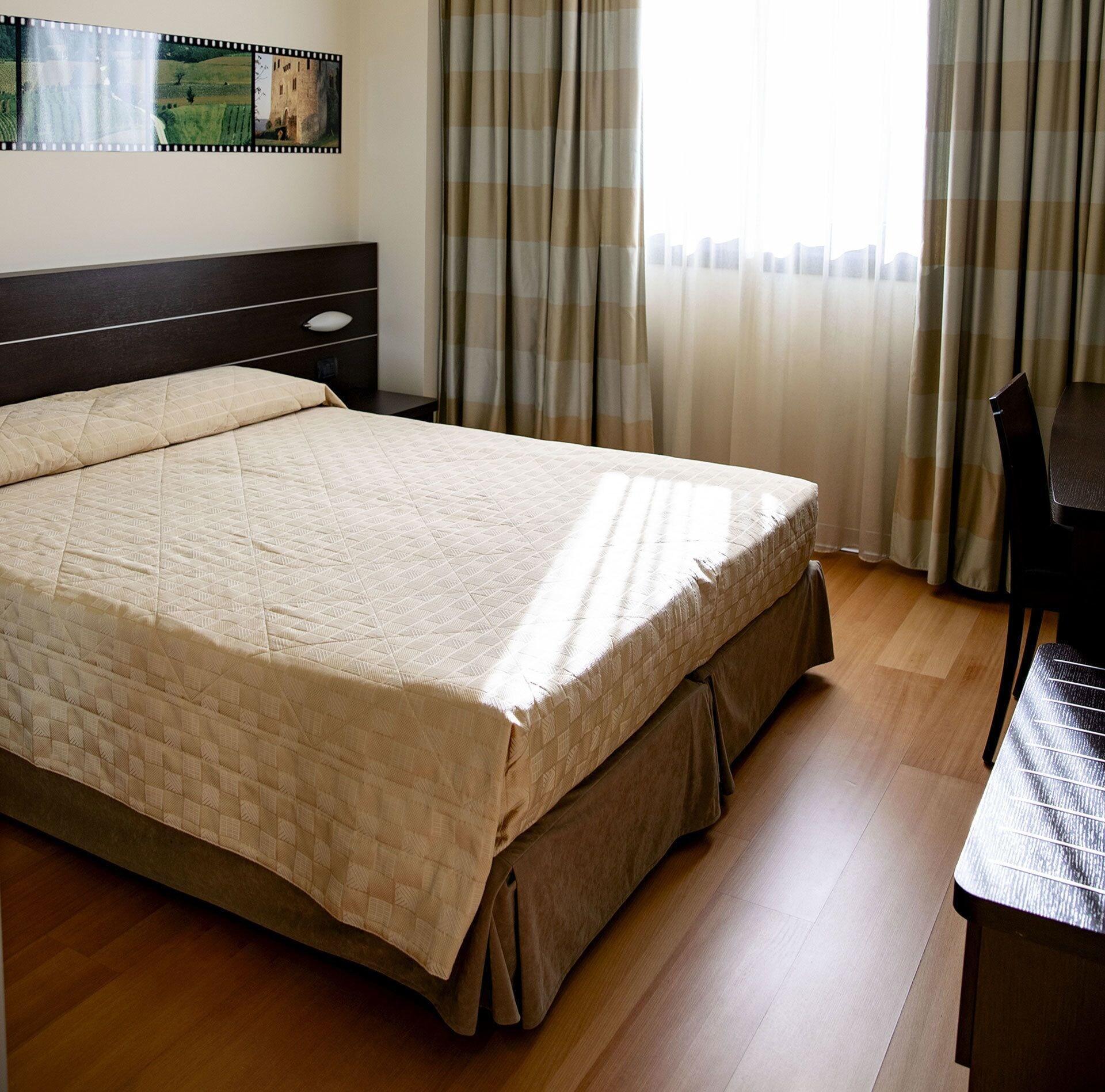 Castahotel Castagnito Dış mekan fotoğraf
